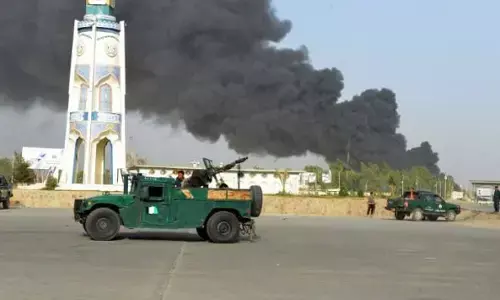 पाकिस्तानी सेना ने अफगानिस्तान पर दागे रॉकेट, 9 लोगों की मौत, 50 से अधिक घायल पाकिस्तानी सेना ने अफगानिस्तान पर दागे रॉकेट, 9 लोगों की मौत, 50 से अधिक घायल