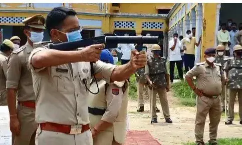 14 IPS transferred in Uttar Pradesh: рдЙрддреНрддрд░рдкреНрд░рджреЗрд╢ рдореЗрдВ 14 рдЖрдИрдкреАрдПрд╕ рдХреЗ рддрдмрд╛рджрд▓реЗ, рдЕрдорд░реЛрд╣рд╛ рдХреЗ рдПрд╕рдкреА рд╡рд┐рдиреАрдд рдЬрд╛рдпрд╕рд╡рд╛рд▓ рдмрдиреЗ 14 IPS transferred in Uttar Pradesh: рдЙрддреНрддрд░рдкреНрд░рджреЗрд╢ рдореЗрдВ 14 рдЖрдИрдкреАрдПрд╕ рдХреЗ рддрдмрд╛рджрд▓реЗ, рдЕрдорд░реЛрд╣рд╛ рдХреЗ рдПрд╕рдкреА рд╡рд┐рдиреАрдд рдЬрд╛рдпрд╕рд╡рд╛рд▓ рдмрдиреЗ