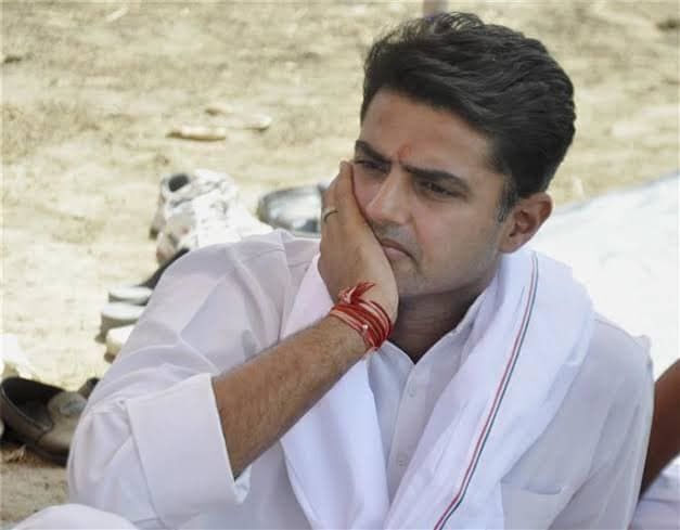 पायलट के चारो ओर अंधेरा ही अंधेरा, समर्थित विधायको का भरोसा भी टूटा पायलट के चारो ओर अंधेरा ही अंधेरा, समर्थित विधायको का भरोसा भी टूटा