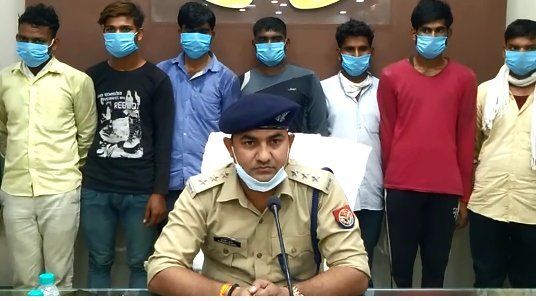 बिजनौर पुलिस ने 7 लुटेरों को किया गिरफ्तार बिजनौर पुलिस ने 7 लुटेरों को किया गिरफ्तार