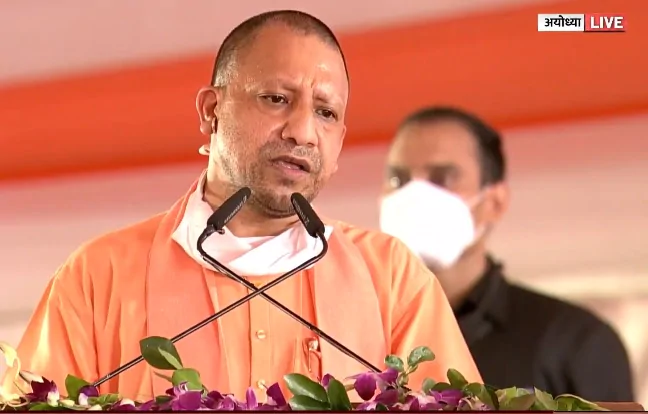 भ्रष्टाचार की बात पर अधिकारीयों को सस्पेंड करने वाली योगी सरकार विधायकों पर कब करेगी कार्यवाही! भ्रष्टाचार की बात पर अधिकारीयों को सस्पेंड करने वाली योगी सरकार विधायकों पर कब करेगी कार्यवाही!