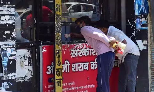 घरेलू हिंसा का एक प्रमुख कारण है शराब - डा. रामजीलाल जांगिड घरेलू हिंसा का एक प्रमुख कारण है शराब - डा. रामजीलाल जांगिड