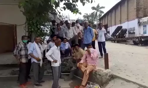 शुगर मिल में करंट से मजदूर की मौत शुगर मिल में करंट से मजदूर की मौत