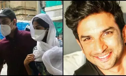 सुशांत केस : रिया चक्रवर्ती से ED की पूछताछ खत्म, साढ़े 8 घंटे बाद निकलीं बाहर सुशांत केस : रिया चक्रवर्ती से ED की पूछताछ खत्म, साढ़े 8 घंटे बाद निकलीं बाहर