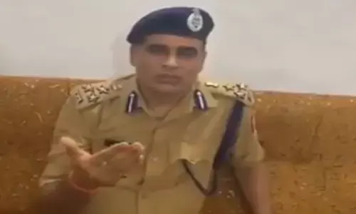 शहीद CO देवेंद्र मिश्रा के वायरल Audio पर IPS अनंत देव तिवारी ने उठाए सवाल, जारी किया VIDEO शहीद CO देवेंद्र मिश्रा के वायरल Audio पर IPS अनंत देव तिवारी ने उठाए सवाल, जारी किया VIDEO