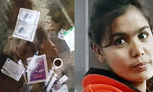 11 मौतों से उठा रहस्य का पर्दा, नींद की गोलियों और इंजेक्शन देकर कर दी कातिल प्रिया ने हत्या 11 मौतों से उठा रहस्य का पर्दा, नींद की गोलियों और इंजेक्शन देकर कर दी कातिल प्रिया ने हत्या