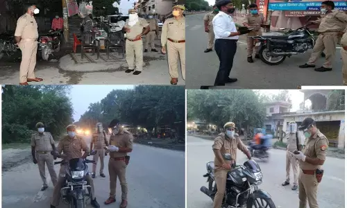 रामपुर में बिना मास्क एवं यातायात के नियमों का पालन न करने वाले पुलिस कर्मियों से वसूला जुर्माना रामपुर में बिना मास्क एवं यातायात के नियमों का पालन न करने वाले पुलिस कर्मियों से वसूला जुर्माना