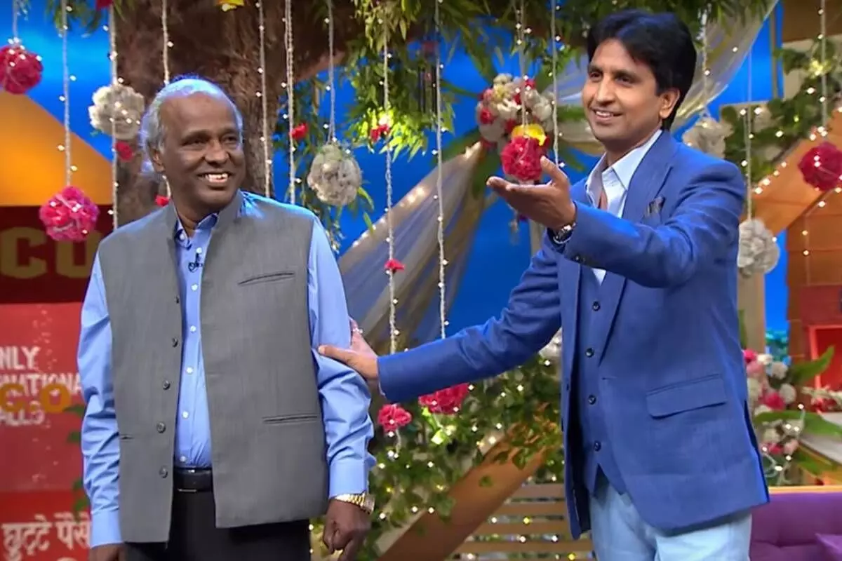 राहत इंदौरी के निधन पर कुमार बोले- ऐसा तरंगित शब्द-सागर इतनी ख़ामोशी से विदा होगा,कभी नहीं सोचा था राहत इंदौरी के निधन पर कुमार बोले- ऐसा तरंगित शब्द-सागर इतनी ख़ामोशी से विदा होगा,कभी नहीं सोचा था