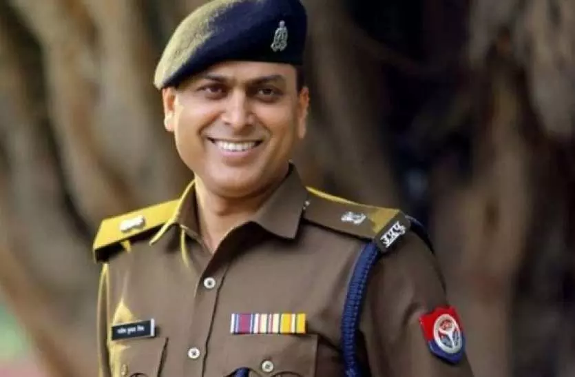 यूपी सरकार ने पांच एएसपी बदले, गाजियाबाद एसपी सिटी को भेजा बागपत यूपी सरकार ने पांच एएसपी बदले, गाजियाबाद एसपी सिटी को भेजा बागपत