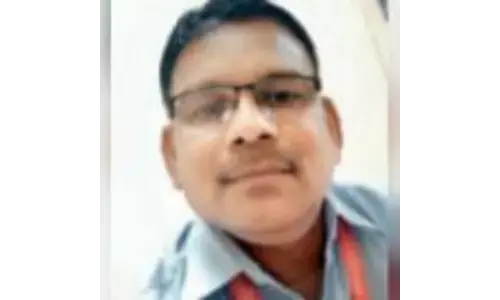 डिप्टी सेक्रेटरी लखन सिंह टेकाम की संदिग्ध परिस्थितियों में मौत, दरवाजा तोड़कर निकाला शव डिप्टी सेक्रेटरी लखन सिंह टेकाम की संदिग्ध परिस्थितियों में मौत, दरवाजा तोड़कर निकाला शव