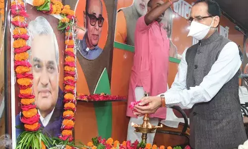 क्या मोदी को चुनौती देंगे शिवराज? क्या मोदी को चुनौती देंगे शिवराज?