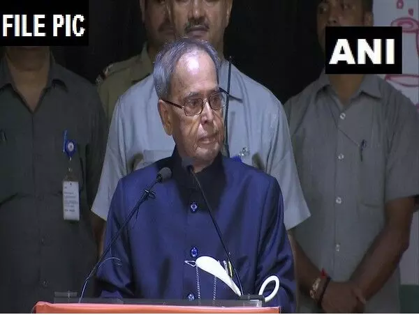 पूर्व राष्ट्रपति प्रणब मुखर्जी की हालत गंभीर बनी हुई है : आर्मी हॉस्पिटल (R&R) दिल्ली पूर्व राष्ट्रपति प्रणब मुखर्जी की हालत गंभीर बनी हुई है : आर्मी हॉस्पिटल (R&R) दिल्ली