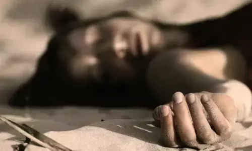 रायबरेली: घर में सो रही मां-बेटी की हत्या से सनसनी रायबरेली: घर में सो रही मां-बेटी की हत्या से सनसनी