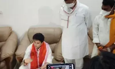 рд╕рд┐рдВрдзрд┐рдпрд╛ рдиреЗ рдХрд┐рдпрд╛ рдЦреБрд▓рд╛рд╕рд╛ рдХреНрдпреЛрдВ рдЫреЛреЬ рджреА рдХрд╛рдВрдЧреНрд░реЗрд╕? рд╕рд┐рдВрдзрд┐рдпрд╛ рдиреЗ рдХрд┐рдпрд╛ рдЦреБрд▓рд╛рд╕рд╛ рдХреНрдпреЛрдВ рдЫреЛреЬ рджреА рдХрд╛рдВрдЧреНрд░реЗрд╕?