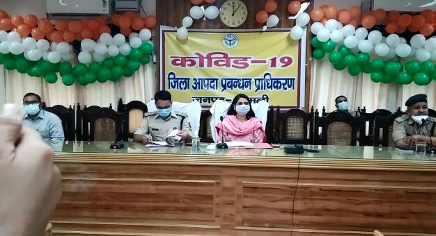 शामली: एसपी डीएम ने मुस्लिम धर्मगुरुओं के साथ मोहर्रम को लेकर की बैठक, सरकारी गाइडलाइन के तहत ही मनाए जाएं त्यौहार शामली: एसपी डीएम ने मुस्लिम धर्मगुरुओं के साथ मोहर्रम को लेकर की बैठक, सरकारी गाइडलाइन के तहत ही मनाए जाएं त्यौहार