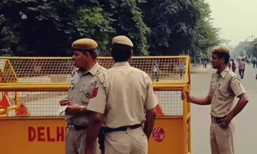 рд╕рд░реЗрдЖрдо рдпреБрд╡рддреА рдХреЛ рдкреНрд░рд╛рдЗрд╡реЗрдЯ рдкрд╛рд░реНрдЯ рджрд┐рдЦрд╛рдиреЗ рд╡рд╛рд▓рд╛ рджрд┐рд▓реНрд▓реА рдкреБрд▓рд┐рд╕ рдХрд╛ рджрд░реЛрдЧрд╛ рдирд┐рдХрд▓рд╛ рд╕рд░реЗрдЖрдо рдпреБрд╡рддреА рдХреЛ рдкреНрд░рд╛рдЗрд╡реЗрдЯ рдкрд╛рд░реНрдЯ рджрд┐рдЦрд╛рдиреЗ рд╡рд╛рд▓рд╛ рджрд┐рд▓реНрд▓реА рдкреБрд▓рд┐рд╕ рдХрд╛ рджрд░реЛрдЧрд╛ рдирд┐рдХрд▓рд╛