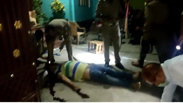 बलिया में पत्रकार की हत्या, चार गिरफ्तार, पिता के बयान से पुलिस हैरान बलिया में पत्रकार की हत्या, चार गिरफ्तार, पिता के बयान से पुलिस हैरान