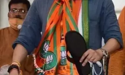 सिंधिया ने अभी कांग्रेस को छोड़ा नहीं है? फोटो हुआ वायरल सिंधिया ने अभी कांग्रेस को छोड़ा नहीं है? फोटो हुआ वायरल