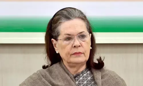 कांग्रेस कार्यसमिति की बैठक LIVE : सोनिया गांधी ने कांग्रेस अध्यक्ष पद छोड़ने की पेशकश की कांग्रेस कार्यसमिति की बैठक LIVE : सोनिया गांधी ने कांग्रेस अध्यक्ष पद छोड़ने की पेशकश की