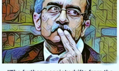 मांफी मंगवाने को व्याकुल सुप्रीमकोर्ट से प्रशांत भूषण ने फिर किया मना, सजा सुनाइये !