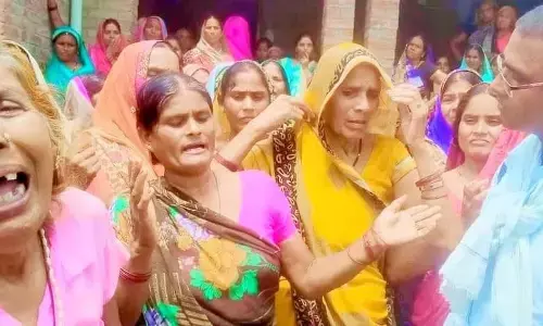 आज़मगढ़ में बीडीसी सुरेंद्र यादव की हत्या के बाद परिजनों से मिले तो बोले ये दर्दनाक बात