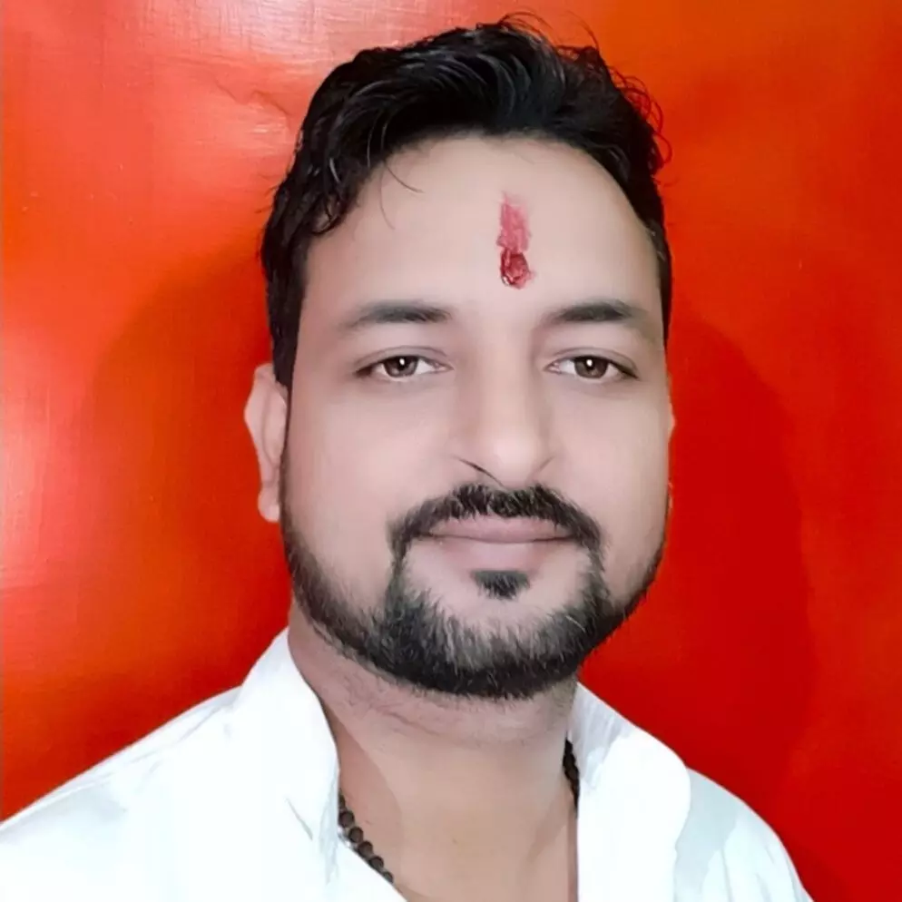 बहुत जिज्ञासा होती है आखिर ये पितृदोष है क्या? पितृ दोष का घर बैठे कैसे करें निवारण! बहुत जिज्ञासा होती है आखिर ये पितृदोष है क्या? पितृ दोष का घर बैठे कैसे करें निवारण!