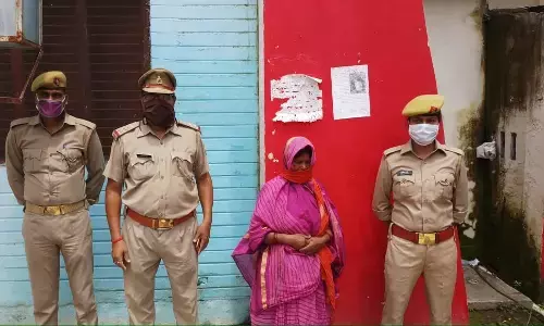 मुखबिर ने दी ऐसी सूचना कि तत्काल मौके पर पहुंच गई पुलिस,जब तलाशी ली तो देख कर रह गए दंग.