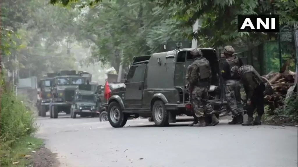 जम्मू-कश्मीर: सुरक्षाबलों ने मुठभेड़ में ढेर किया एक आतंकी, सर्च ऑपरेशन जारी