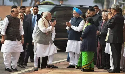 सरकार बदलती है भ्रष्ट्राचार नही बदलता, माफिया वही होते है पार्टी बदल जाती है! सरकार बदलती है भ्रष्ट्राचार नही बदलता, माफिया वही होते है पार्टी बदल जाती है!