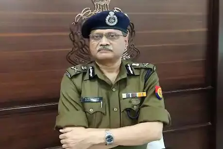 GDP छोड़िये, DGP यूपी की उपलब्धि देखिये, मामला 71 करोड़ तक पहुँच गया है साहब