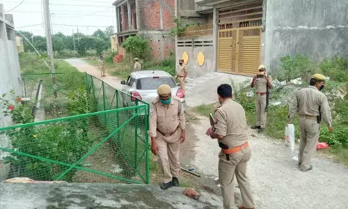 ताबड़तोड़ फायरिंग से दहला लखनऊ, प्रॉपर्टी डीलर दुर्गेश यादव की हत्या ताबड़तोड़ फायरिंग से दहला लखनऊ, प्रॉपर्टी डीलर दुर्गेश यादव की हत्या