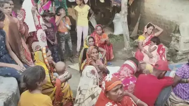 UP में बड़ा हादसा: बस्‍ती में बेकाबू ट्रक ने पांच मजदूरों को रौंदा, तीन की मौत