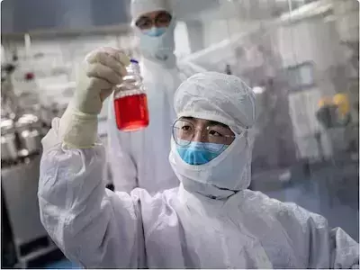 महामारी के बीच रूस की कोरोना वैक्सीन पर बड़ी खुशखबरी, यहाँ जाने ताजा अपडेट