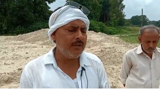 सुल्तानपुर में निर्माणाधीन एन एच 56 फोरलेन में मुआवजा पाये 52 गांव के किसान परेशान सुल्तानपुर में निर्माणाधीन एन एच 56 फोरलेन में मुआवजा पाये 52 गांव के किसान परेशान