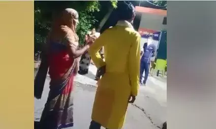 जब राजधानी के जानकीपुरम पुलिस पीड़ित महिला से कह रही है डंडा डाल रही हो..