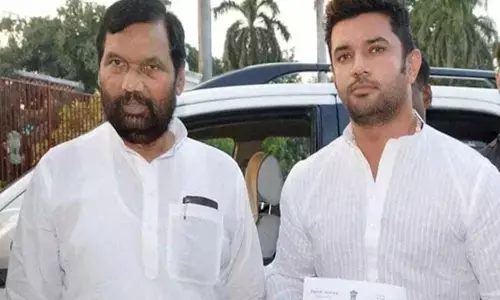 क्या बिहार में चाचा-भतीजा के बीच जंग शुरू हो गया है? क्या बिहार में चाचा-भतीजा के बीच जंग शुरू हो गया है?