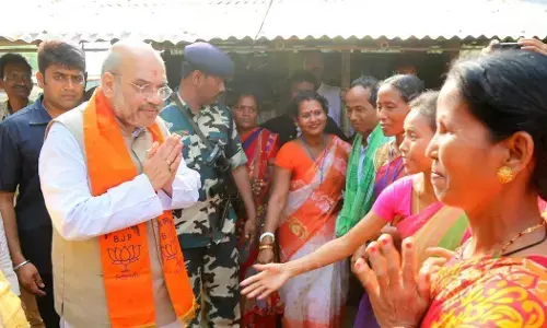 बंगाल में भाजपा की राजनीति वही हिन्दुत्व, मुद्दों का अकाल