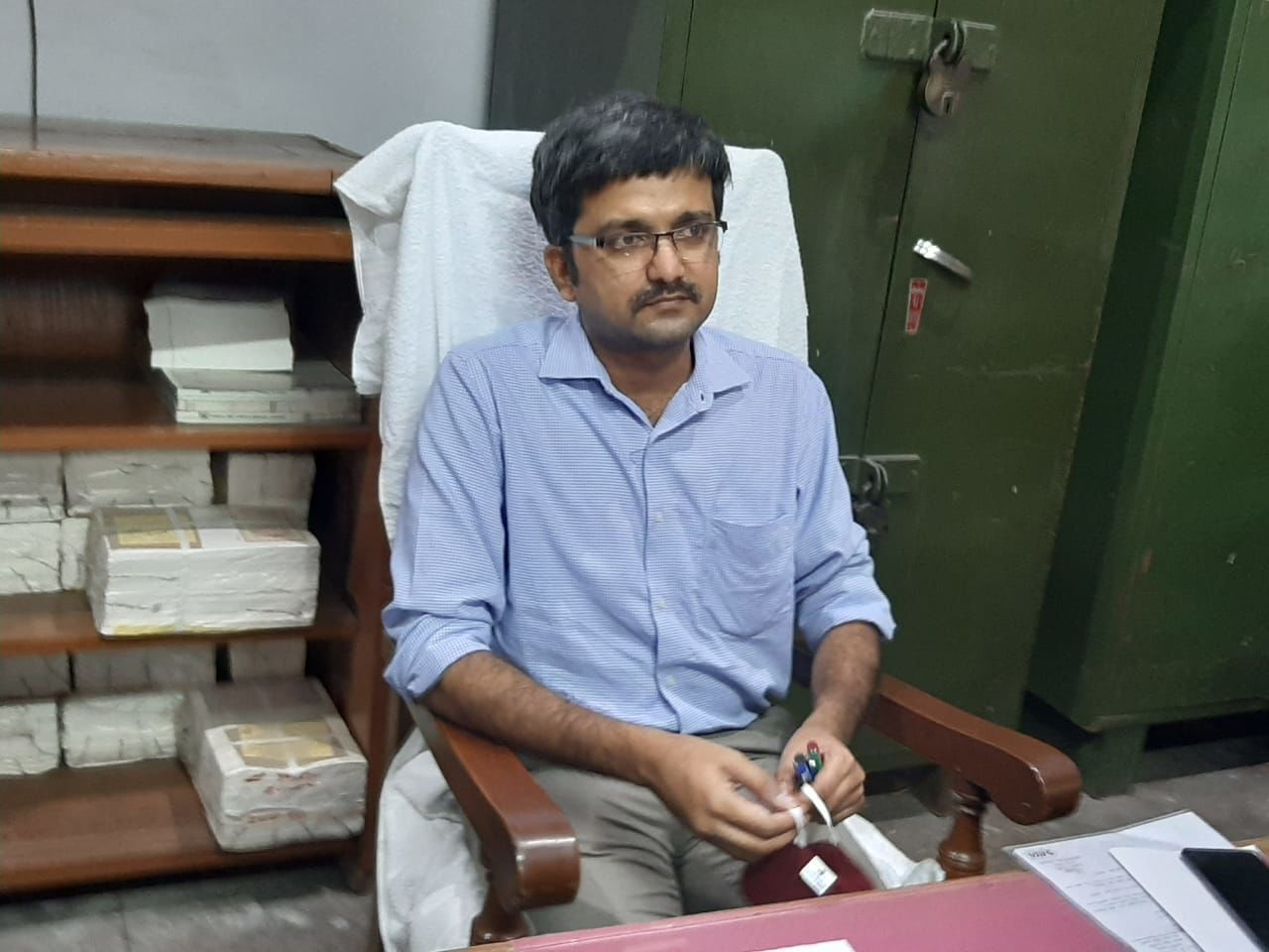 मेरठ के नवनियुक्त जिलाधिकारी (DM) के बालाजी ने किया पदभार ग्रहण मेरठ के नवनियुक्त जिलाधिकारी (DM) के बालाजी ने किया पदभार ग्रहण