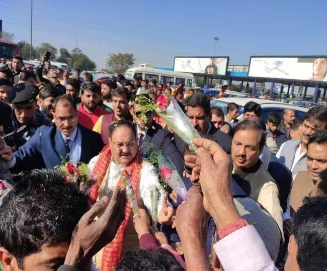नोएडा में जेपी नड्डा ने किया सेवा सप्ताह का शुभारंभ नोएडा में जेपी नड्डा ने किया सेवा सप्ताह का शुभारंभ