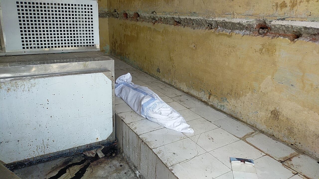 बिजनौर सड़क हादसे में ड्राइवर की मौत, 12 लोग घायल बिजनौर सड़क हादसे में ड्राइवर की मौत, 12 लोग घायल