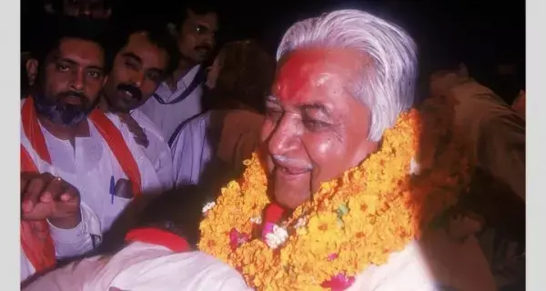 गुजरात के पूर्व मुख्यमंत्री केशुभाई पटेल को हुआ कोरोना गुजरात के पूर्व मुख्यमंत्री केशुभाई पटेल को हुआ कोरोना