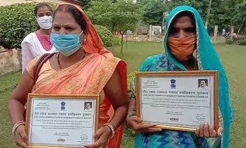 सुल्तानपुर की इन दो महिला ग्राम प्रधानों ने रचा इतिहास, केंद्र सरकार ने दिया लाखों रूपये का ईनाम