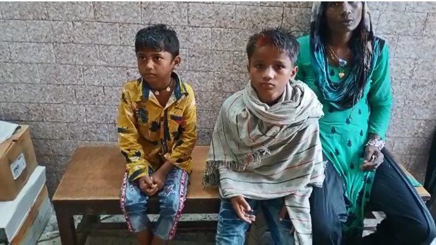 सुल्तानपुर जिले में आकाशीय बिजली से 1 की मौत,4 झुलसे सुल्तानपुर जिले में आकाशीय बिजली से 1 की मौत,4 झुलसे