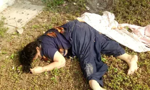 नोएडा: सेक्टर 153 स्थित जेपी अमन सोसाइटी में बिल्डिंग से गिरकर संदिग्ध परिस्थितियों में 50 वर्षीय महिला की मौत नोएडा: सेक्टर 153 स्थित जेपी अमन सोसाइटी में बिल्डिंग से गिरकर संदिग्ध परिस्थितियों में 50 वर्षीय महिला की मौत