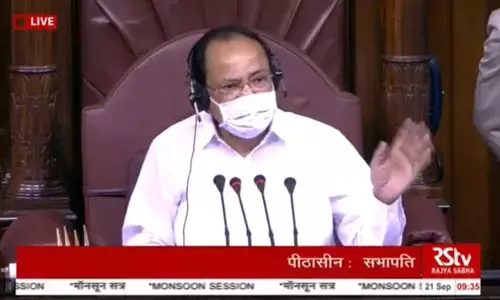 राज्यसभा के सभापति की कार्रवाई, हंगामा करने वाले 8 सांसद निलंबित