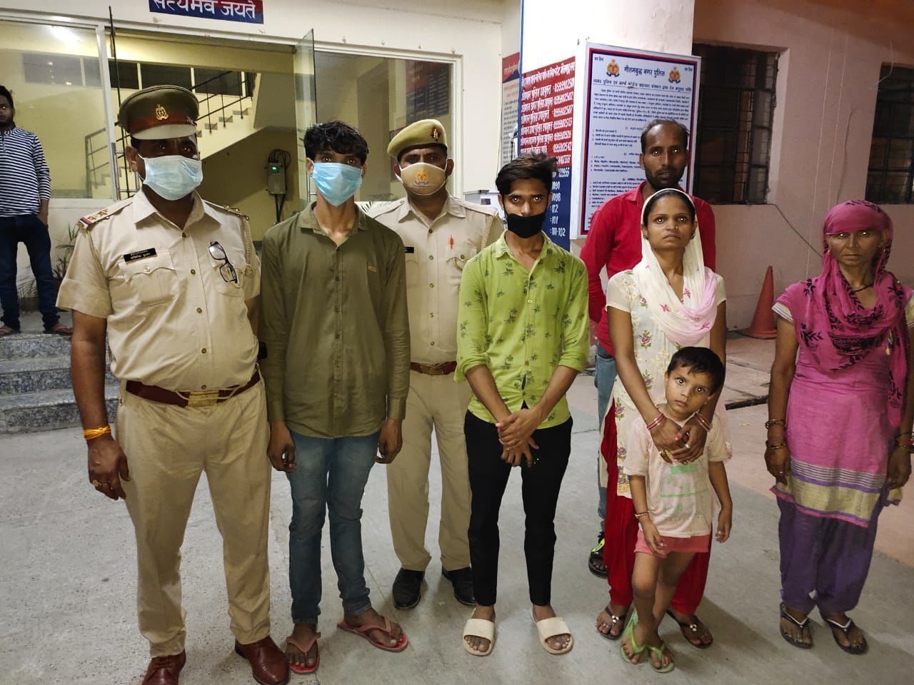 नोएडा: मात्र दो दिन में गुमशुदा व्यक्ति को पुलिस ने किया बरामद नोएडा: मात्र दो दिन में गुमशुदा व्यक्ति को पुलिस ने किया बरामद
