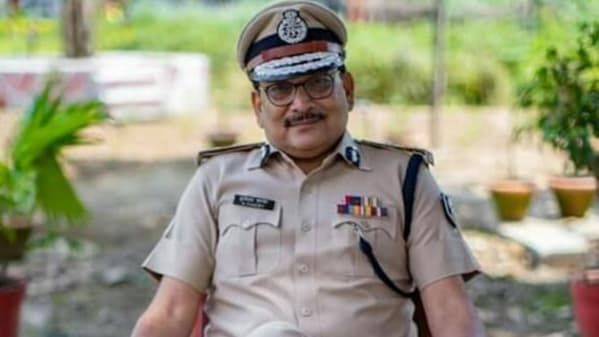 11 साल पहले भी VRS ले चुके थे गुप्तेश्वर पांडे, टिकट नहीं मिला तो फिर पहन ली वर्दी 11 साल पहले भी VRS ले चुके थे गुप्तेश्वर पांडे, टिकट नहीं मिला तो फिर पहन ली वर्दी