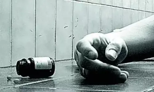 यूपी : फेसबुक पर लाइव जाकर प्रेमी युगल ने पीया जहर, फिर डदोनों गायब? तलाश जारी