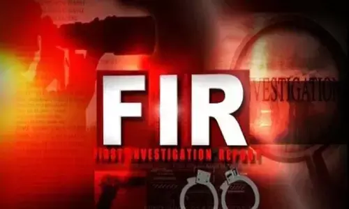 मुरादाबाद डीपीआरओ के खिलाफ नोएडा में रिपोर्ट दर्ज मुरादाबाद डीपीआरओ के खिलाफ नोएडा में रिपोर्ट दर्ज