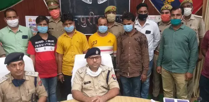 प्रेमिका से शादी रचाने के लिए व्यापारी ने रची खुद के अपहरण की साजिश, पुलिस ने खोल दी पोल भेज दिए जेल